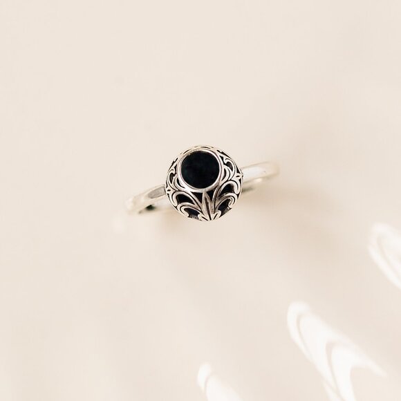 Recycled Antique Black Depression Glass Sterling Adjustable Vintage Lace Ring - Picture 5 of 6